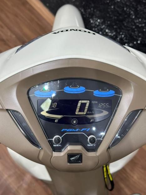 HONDA Biz 125 EX, Foto 7