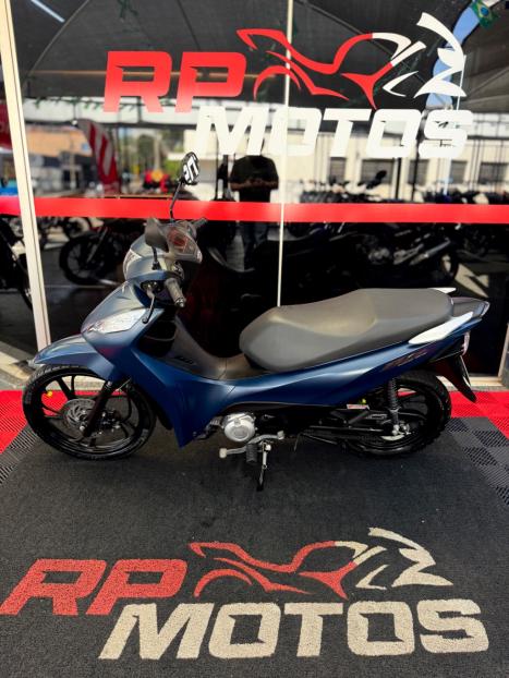 HONDA Biz 125 EX, Foto 4