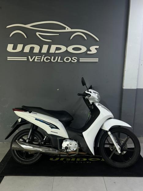 HONDA Biz 125 EX, Foto 2
