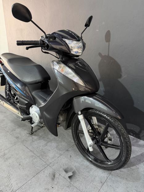 HONDA Biz 125 EX, Foto 6
