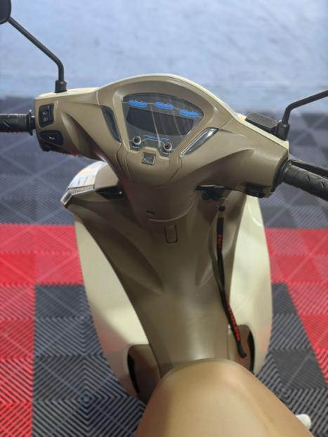 HONDA Biz 125 EX, Foto 6