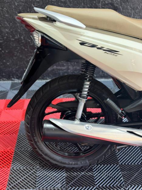 HONDA Biz 125 EX, Foto 8