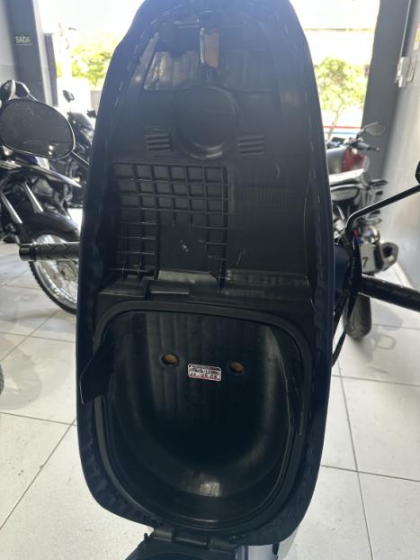 HONDA Biz 125 EX, Foto 9