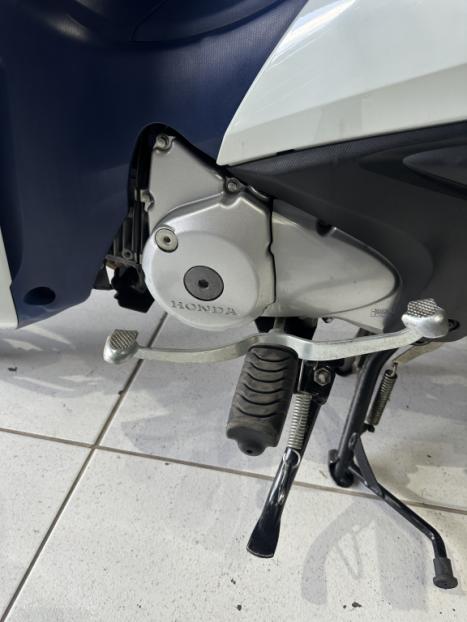 HONDA Biz 125 EX, Foto 13