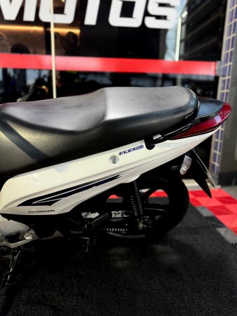 HONDA Biz 125 EX, Foto 6
