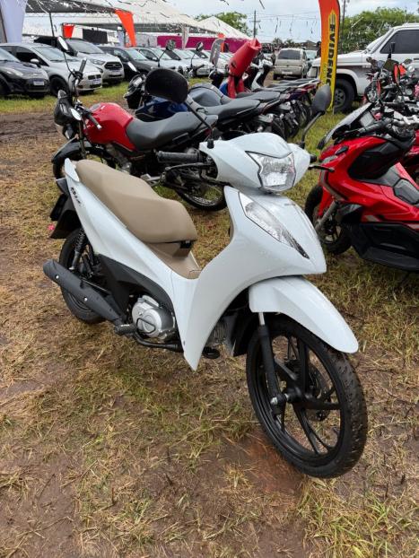HONDA Biz 125 EX, Foto 2