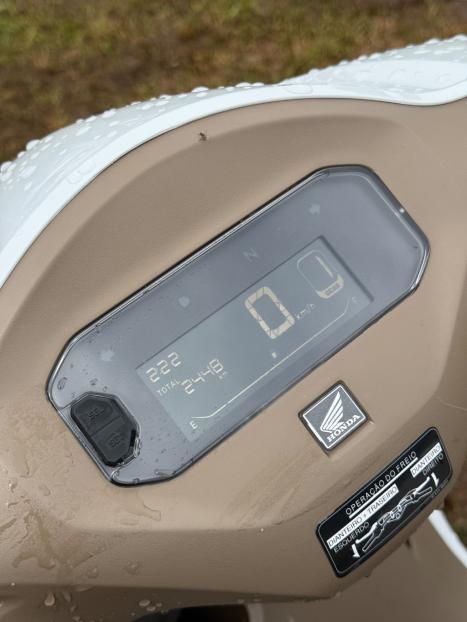 HONDA Biz 125 EX, Foto 4
