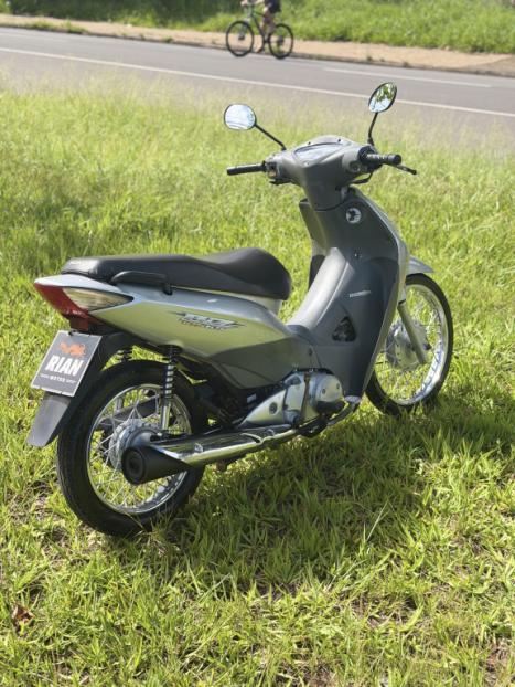 HONDA Biz 125 KS, Foto 3