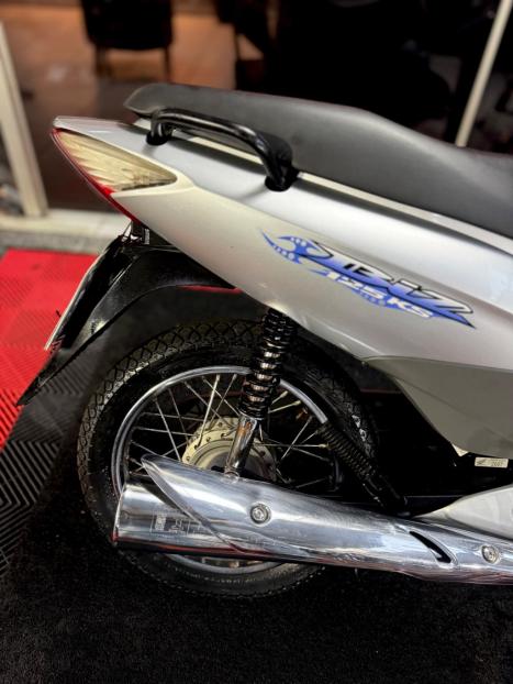 HONDA Biz 125 KS, Foto 2