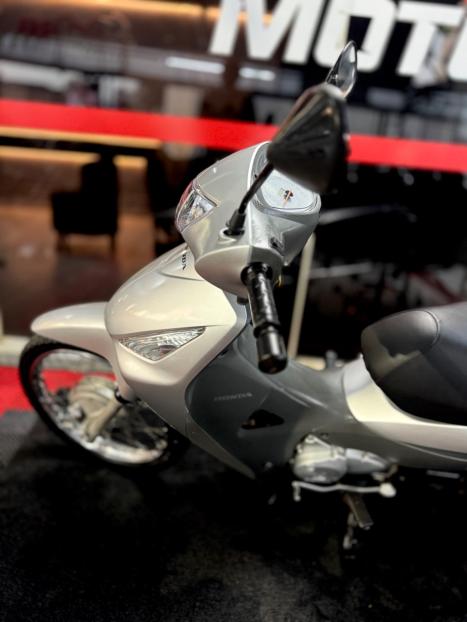 HONDA Biz 125 KS, Foto 5