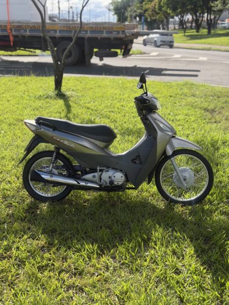 HONDA Biz 125 KS, Foto 2