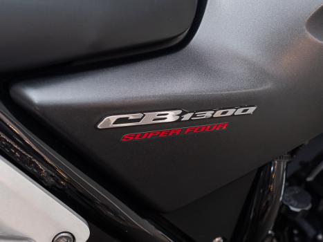 HONDA CB 1300 SUPER FOUR, Foto 16