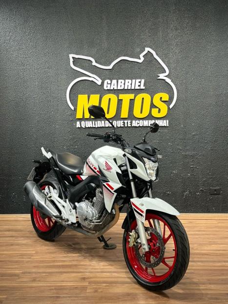 HONDA CB 250 F Twister FLEXONE, Foto 3 HONDA CB 250 F Twister FLEXONE, Foto 3