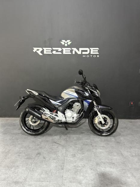 HONDA CB 250 F Twister , Foto 1