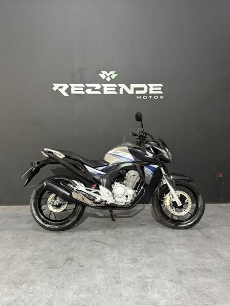 HONDA CB 250 F Twister , Foto 5