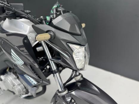 HONDA CB 250 F Twister FLEXONE, Foto 6