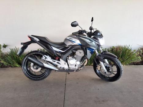 HONDA CB 250 F Twister FLEXONE, Foto 6