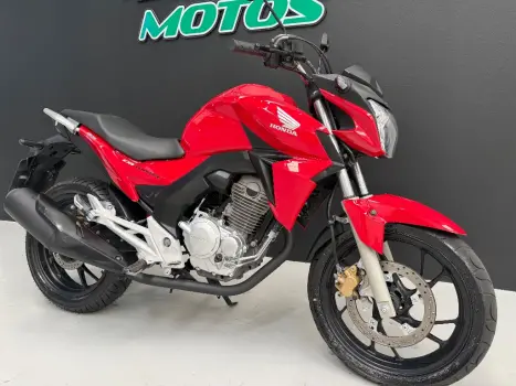 HONDA CB 250 F Twister , Foto 3