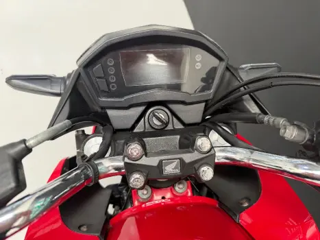 HONDA CB 250 F Twister , Foto 5