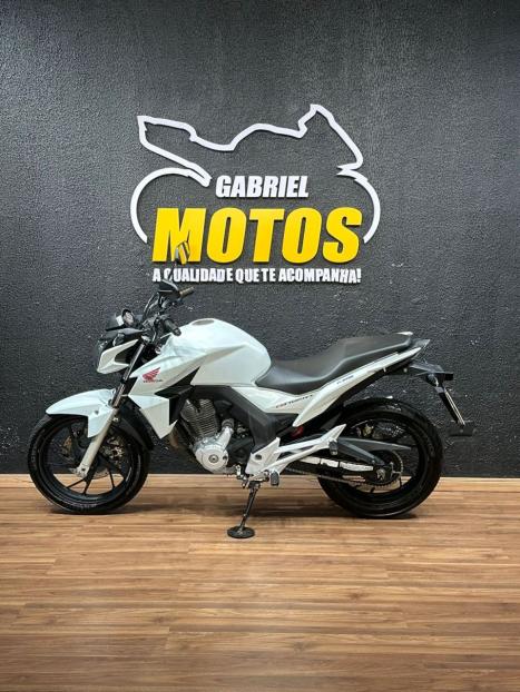 HONDA CB 250 F Twister FLEXONE, Foto 2