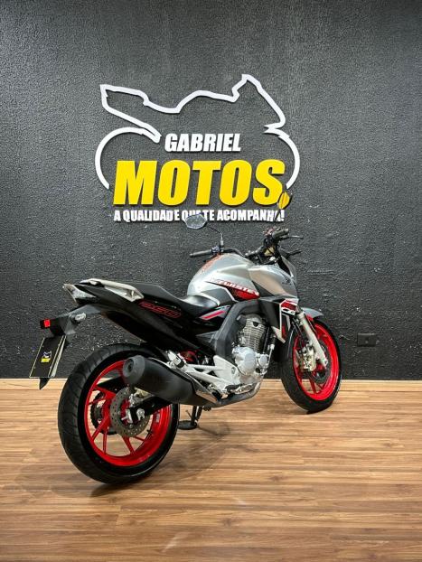 HONDA CB 250 F Twister FLEXONE, Foto 6