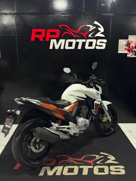 HONDA CB 250 F Twister FLEXONE, Foto 8