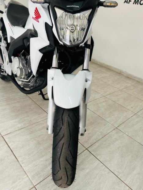 HONDA CB 250 F Twister , Foto 8