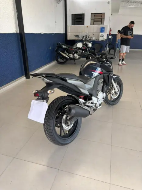 HONDA CB 250 F Twister FLEXONE, Foto 3