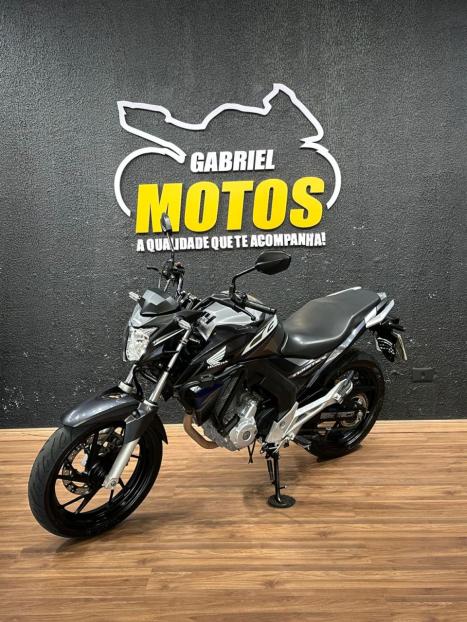 HONDA CB 250 F Twister FLEXONE, Foto 4