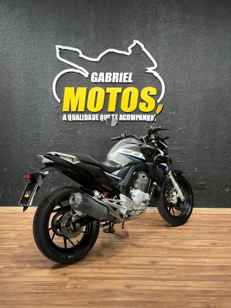 HONDA CB 250 F Twister FLEXONE, Foto 5