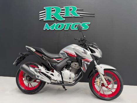 HONDA CB 250 F Twister FLEXONE, Foto 3