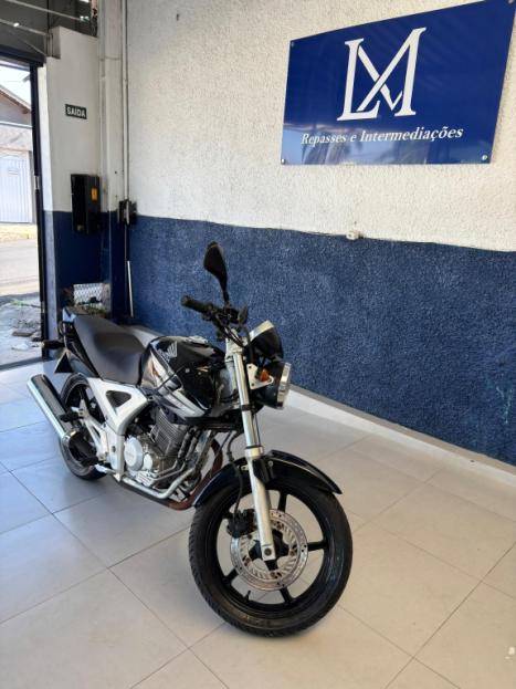 HONDA CB 250 F Twister , Foto 2