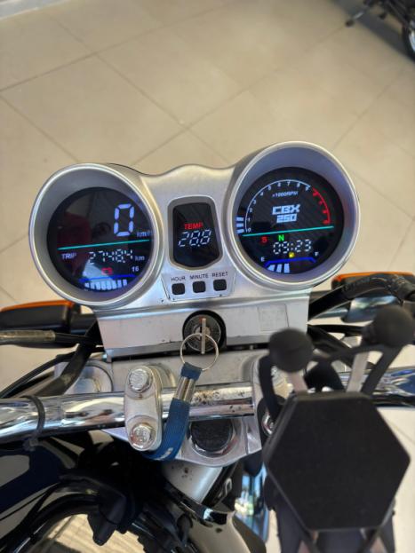 HONDA CB 250 F Twister , Foto 3