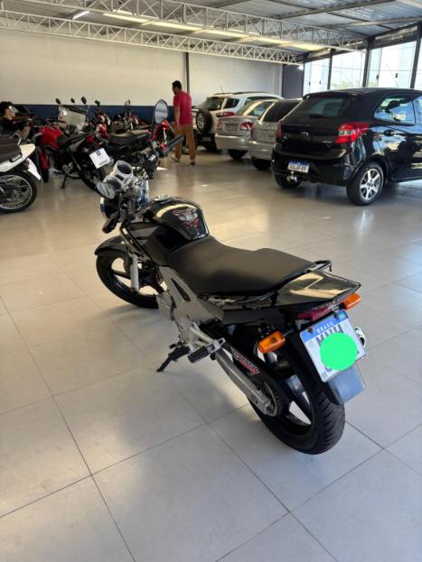 HONDA CB 250 F Twister , Foto 4