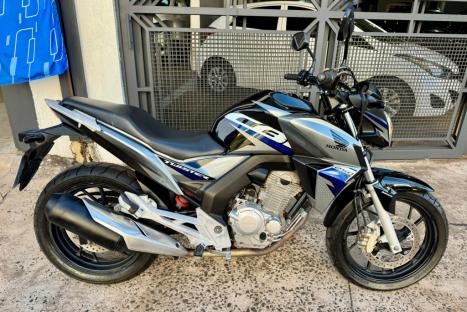 HONDA CB 250 F Twister FLEXONE, Foto 2