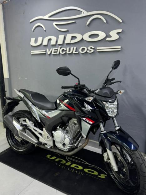 HONDA CB 250 F Twister FLEXONE, Foto 2
