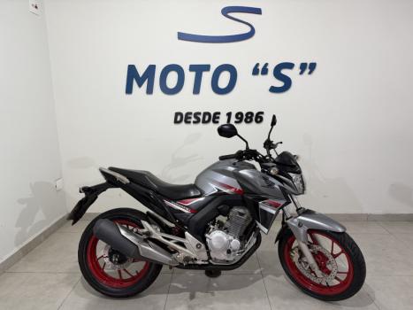 HONDA CB 250 F Twister FLEXONE, Foto 1