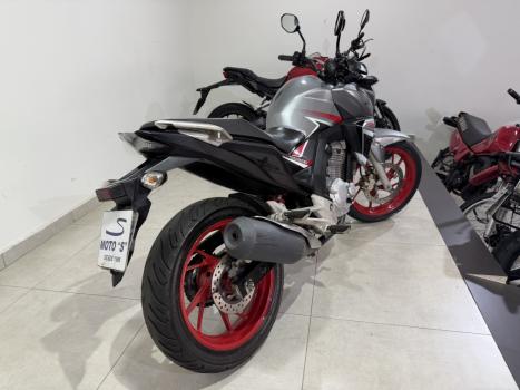 HONDA CB 250 F Twister FLEXONE, Foto 6