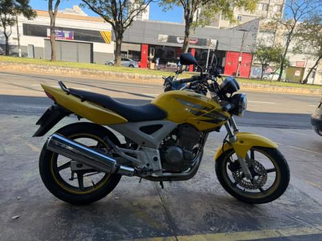 HONDA CB 250 F Twister , Foto 2