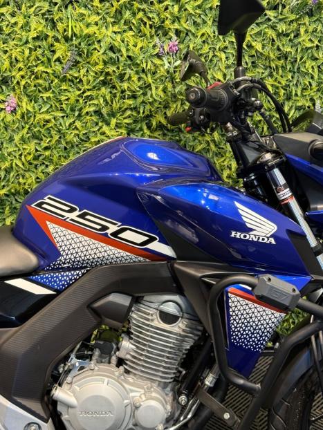 HONDA CB 250 F Twister FLEXONE, Foto 7
