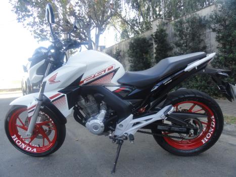 HONDA CB 250 F Twister FLEXONE, Foto 1
