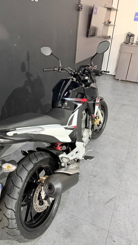 HONDA CB 250 F Twister FLEXONE, Foto 9