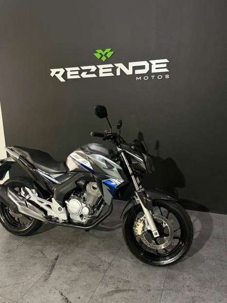 HONDA CB 250 F Twister FLEXONE, Foto 8