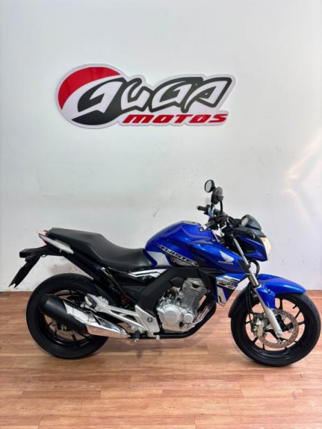 HONDA CB 250 F Twister FLEXONE, Foto 1