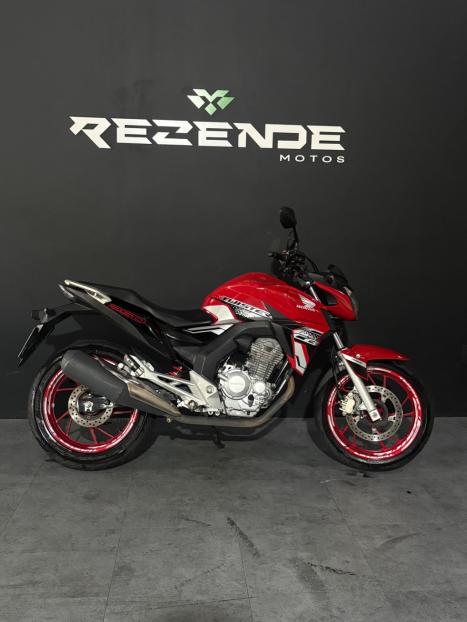 HONDA CB 250 F Twister FLEXONE, Foto 1