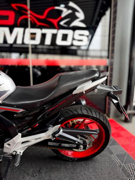 HONDA CB 250 F Twister FLEXONE, Foto 6