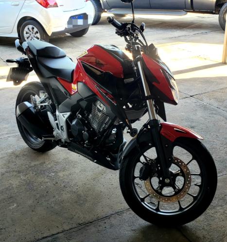 HONDA CB 300 F Twister FLEX ABS, Foto 1