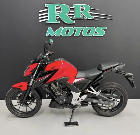 HONDA CB 300 F Twister FLEX ABS, Foto 2