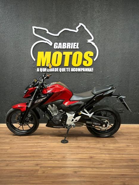 HONDA CB 300 F Twister FLEX ABS, Foto 2 HONDA CB 300 F Twister FLEX ABS, Foto 2