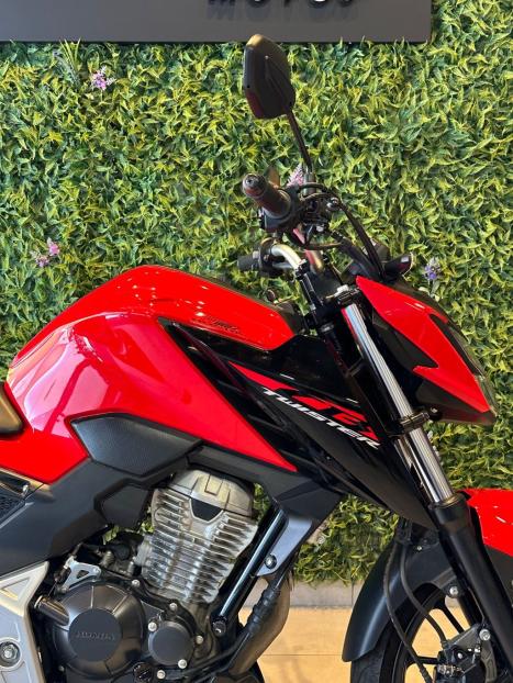 HONDA CB 300 F Twister FLEX ABS, Foto 4